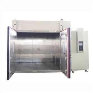 열 테스트 챔버에 들어가다